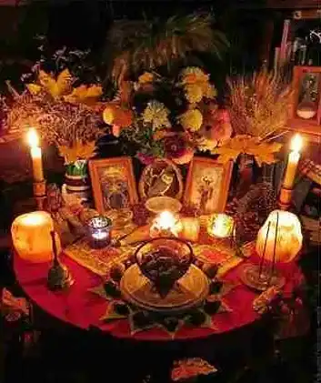 imagen de altar de brujeria para amarres de amor